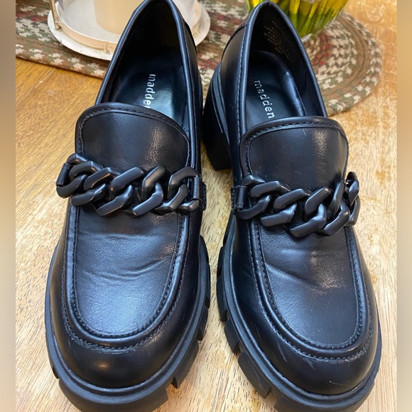 Madden Girl Shoes - Picture 2 of 7
